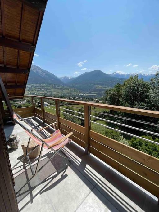 אמבראן Gite Confort 15 Couchages, Vue Panoramique Montagne Hautes Alpes, Terrasses מראה חיצוני תמונה