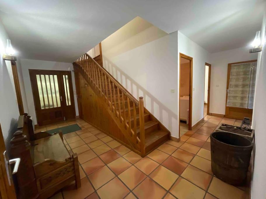 אמבראן Gite Confort 15 Couchages, Vue Panoramique Montagne Hautes Alpes, Terrasses מראה חיצוני תמונה