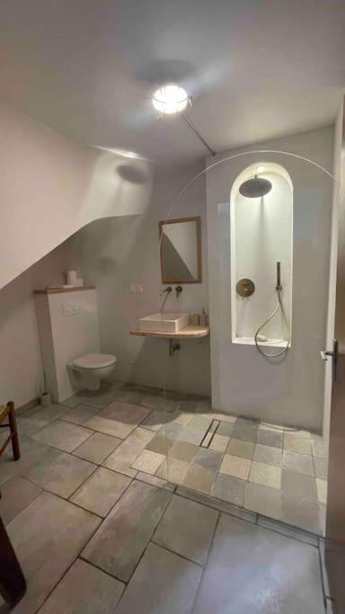 אמבראן Gite Confort 15 Couchages, Vue Panoramique Montagne Hautes Alpes, Terrasses מראה חיצוני תמונה