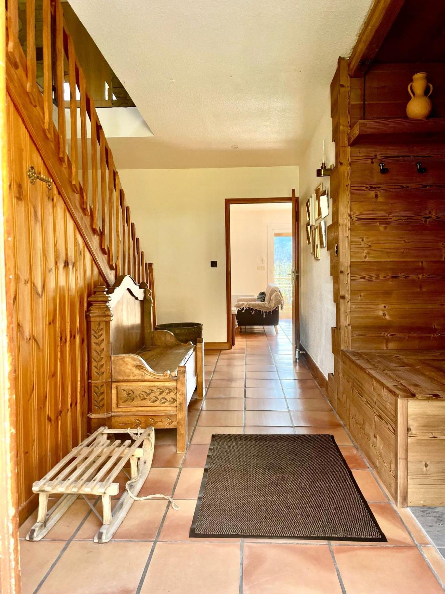 אמבראן Gite Confort 15 Couchages, Vue Panoramique Montagne Hautes Alpes, Terrasses מראה חיצוני תמונה